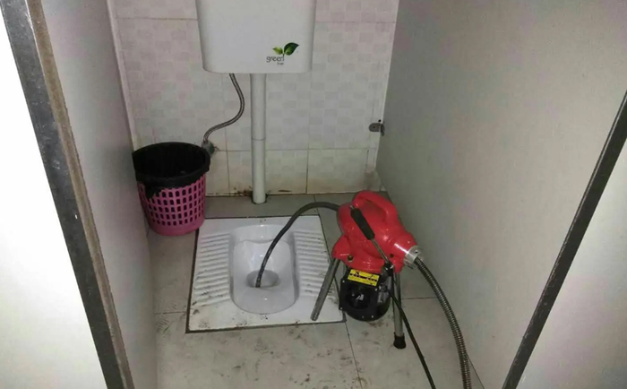 抱由镇蹲便疏通